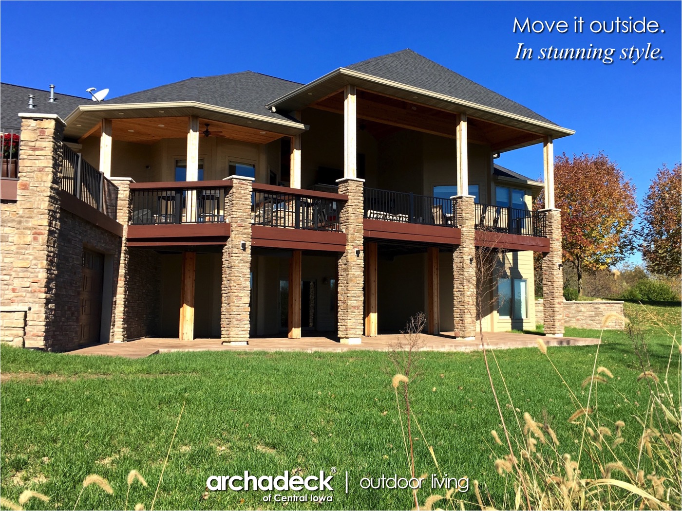 A large house with a lawn and grass

AI-generated content may be incorrect.